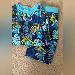 Gently Worn Little Sleepies Leo & Stitch 2 piece set. Size 2T.